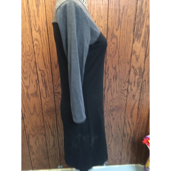 Small Old Navy Casual Dress - Picture 3 of 5